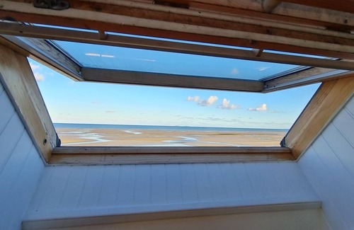 Saint-Marcouf Cottage | Gite la plage , idéal pour 5 personnes avec une belle vue sur la mer