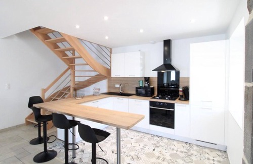 Laveissiere Cottage | Gite Laveissière, 3 bedrooms, 6 persons