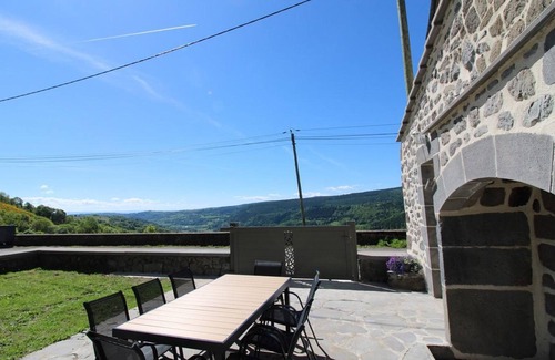 Laveissiere Cottage | Gite Laveissière, 3 bedrooms, 6 persons