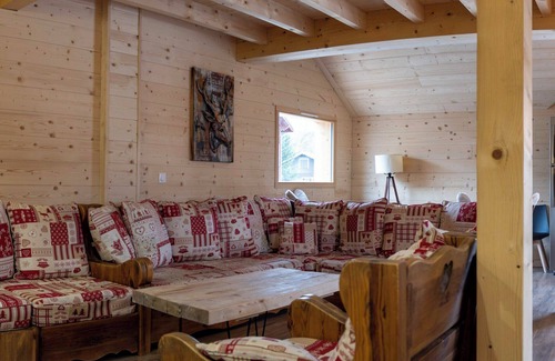 Correncon-en-Vercors Maison | gite "le cabanon "à proximité des pistes et du centre du village