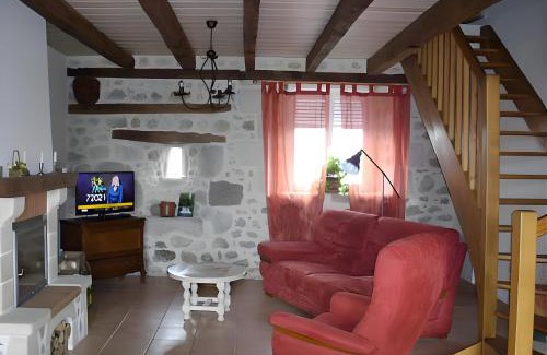 Saint-Mamet-la-Salvetat Maison | Gite le Marronnier