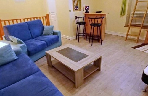 Le Mayet-de-Montagne Cottage | Gite Le Mayet-de-Montagne, 2 bedrooms, 4 persons