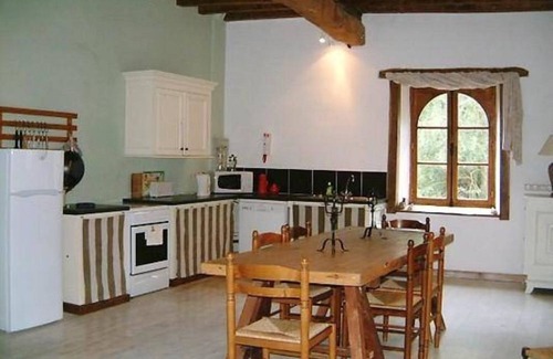 Lurais Maison | Gite Le Moulin 8 pers piscine et rivière