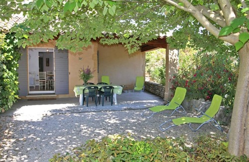 Villedieu Appartement | Gite Le Murier 4 personnes, piscine et jardin arboré à Villedieu en Provence !