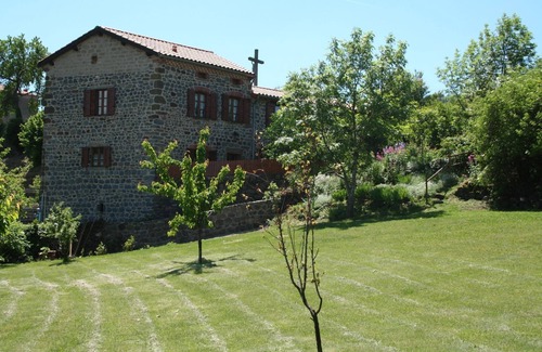 Chanteuges Maison | Gîte le Pigeonnier des Lilas dans les gorges de l'Allier