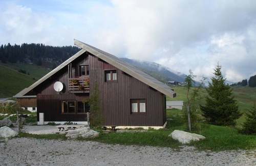 Thorens-Glieres Chalet De Ski | Gîte les Augets, près restaurant les lanfiannes, centre ski de fond