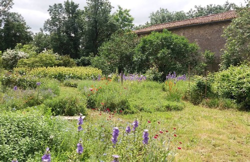 Azay-le-Brule Maison | Gite Les Demeures de Valette , Gite 2 à 5 chambres