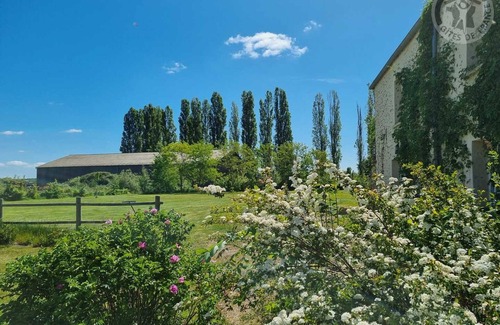 Les Essarts-le-Roi Cottage | Gite Les Essarts-le-Roi, 2 bedrooms, 4 persons