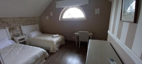 Les Ulmes Appartement | Gite Les Laurielles