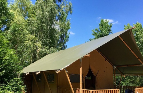 Saint Christophe Cottage | GITE Les Lodges du Château Tente Eugénie près de La Rochelle