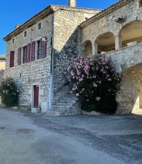 Saint-Maurice-d'Ibie Maison | Gite les Oliviers - Le Domaine du Viticulteur - St Maurice d Ibie
