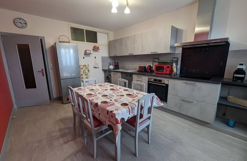 Montot-sur-Rognon Cottage | Casa rural Montot-sur-Rognon, 2 dormitorios, 4 personas