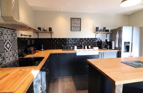 Moussages Cottage | Gite Moussages, 2 bedrooms, 5 persons