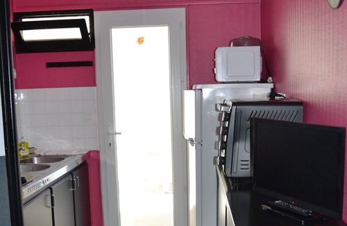 Verruyes Maison | GITE N ° 4 IN A VILLAGE OF GITES WITH HEATED POOL AND JACUZZI