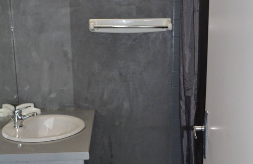 Verruyes Maison | GITE N ° 4 IN A VILLAGE OF GITES WITH HEATED POOL AND JACUZZI