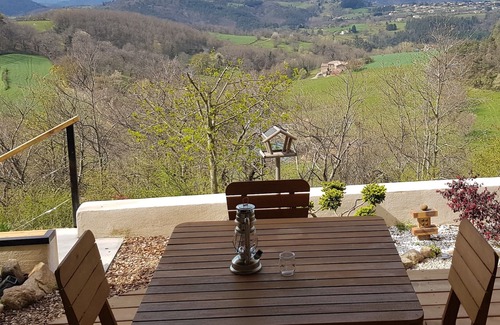 Vernoux-en-Vivarais Maison | GITE DE CARACTERE AVEC VUE EXCEPTIONNELLE