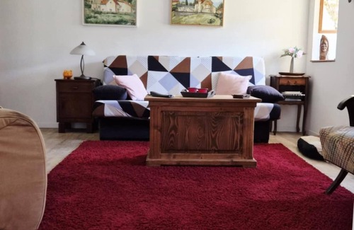 Fontenoy-le-Chateau Appartement | Gite on the Canal L'Est and the Coney River