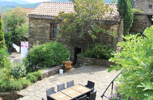 Aujac Maison | Gîte à la frontière de l'Ardèche et des Cévennes pour 4- 8 personnes