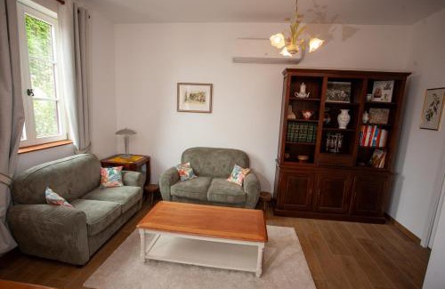 Martailly-Les-Brancion Maison | Gite Passart à Brancion