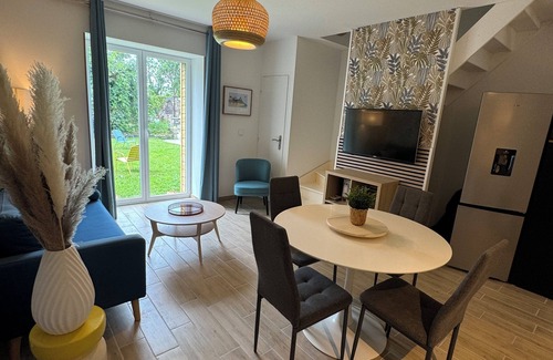 Mont-Dol Appartement | Gite Penelope ideally located between saint Malo and mont st michel