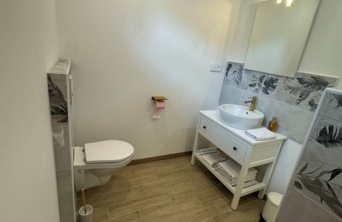 Mont-Dol Appartement | Gite Penelope ideally located between saint Malo and mont st michel