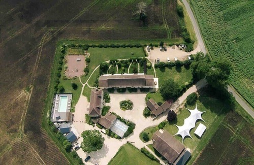 Thure Appartement | Gite pour 6 pers. avec 2 piscines dans un domaine
