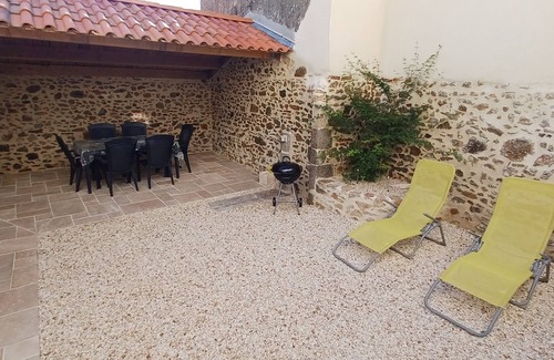 Saint-Mesmin Maison | Gite, proche puy du fou pour 6 personnes idéal pour famillecommerce à proximité