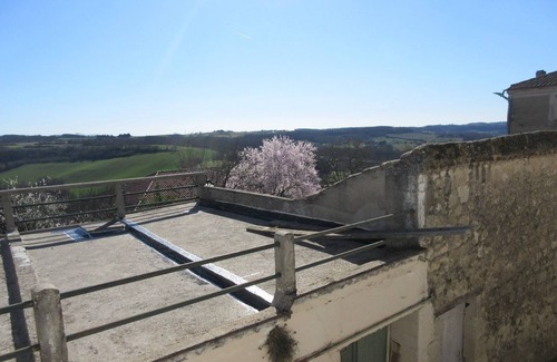 Puymirol Maison | Gite "Relais Suzanne" à PUYMIROL (Lot et Garonne) Animaux acceptés.