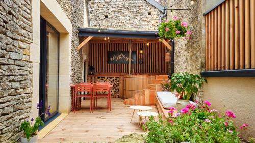Sacquenay Maison | Gite romantique avec spa en Bourgogne