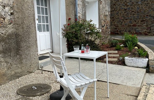 Ruffigne Cottage | Gîte Ruffignè, 3 pièces, 6 personnes