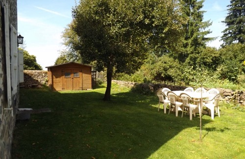 Saint-Cirgues-de-Malbert Cottage | Gite Saint-Cirgues-de-Malbert, 5 bedrooms, 8 persons