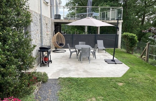 Saint-Etienne-Cantales Cottage | Gite Saint-Étienne-Cantalès, 3 bedrooms, 6 persons