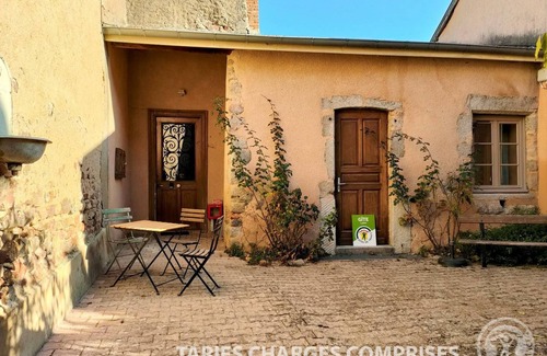 Saint-Haon-le-Chatel Cottage | Gîte Saint-Haon-le-Châtel, 4 pièces, 10 personnes