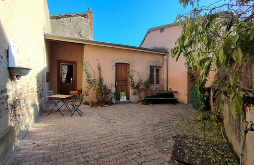 Saint-Haon-le-Chatel Cottage | Gîte Saint-Haon-le-Châtel, 4 pièces, 10 personnes