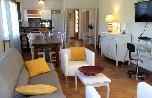 Saint-Paulet-de-Caisson Villa | Belle Villa provençale St Paulet de Caisson Gard