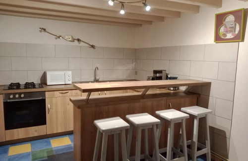Saint-Just-en-Bas Maison | Gite 10 couchages
