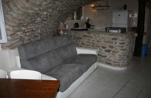 Gravieres Autre | Gite 2/4 couchages dans la grande bâtisse XVIII d'un domaine avec piscine