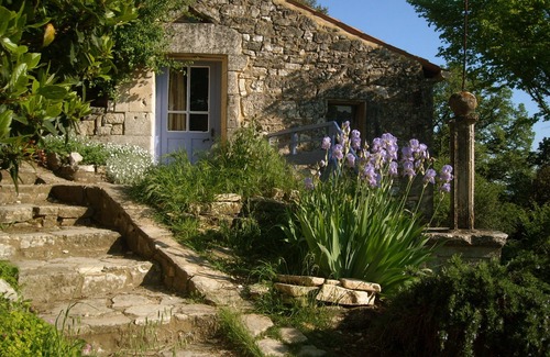 Issirac Cottage | Gîte, 4 couchages, calme et repos, vue imprenable, pleine nature.
