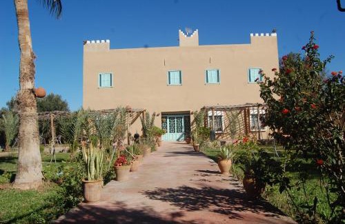 Issen Hôtel | Gite Souss