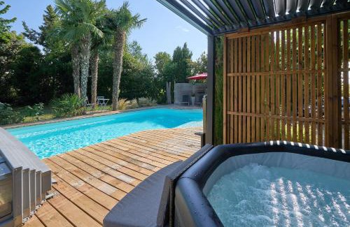 Alzonne Maison | Gite STANDING climatisé avec piscine chauffée et SPA PRIVATIF