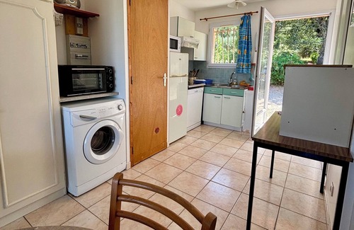 Liausson Maison | Gîte SURE au Salagou avec terrasse et jardin