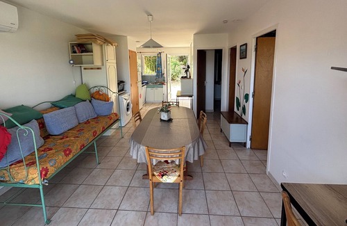 Liausson Maison | Gîte SURE au Salagou avec terrasse et jardin