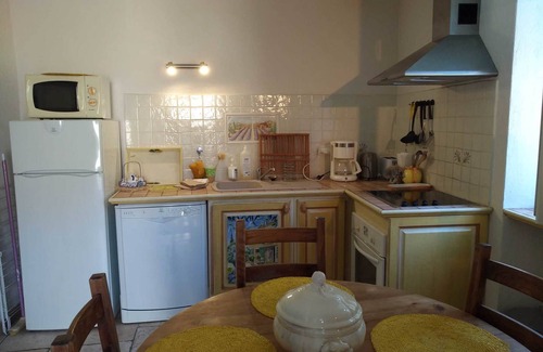 Saint-Jean-de-Valeriscle Appartement | Gîte "Le soleil du Sud" - 2 personnes
