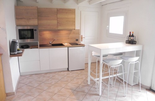 Saint-Frajou Appartement | gite le Néflier Domaine cap de Coste