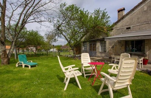 Tocane-Saint-Apre Cottage | Gite Tocane-Saint-Apre, 3 bedrooms, 6 persons