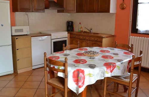 Touvre Cottage | Gite Touvre, 2 bedrooms, 4 persons