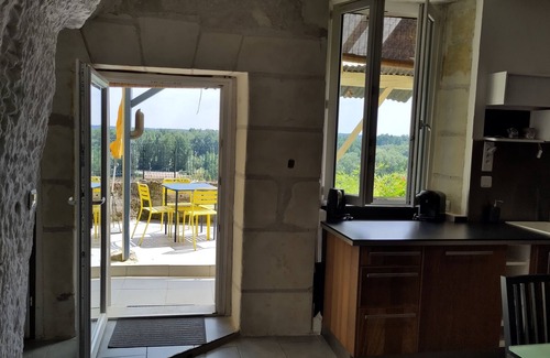 Rochecorbon Cottage | Gite Troglodyte Atypique - Suite du Ciel, vue sur la Loire - près des châteaux
