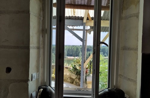 Rochecorbon Cottage | Gite Troglodyte Atypique - Suite du Ciel, vue sur la Loire - près des châteaux