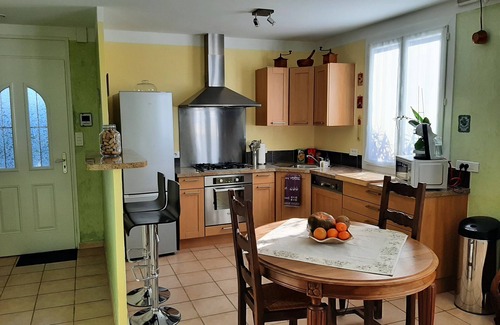 Mormoiron Appartement | Gite Vue sur le Ventoux - 3* - Idéal Cyclistes - Parking privé gratuit - Wifi