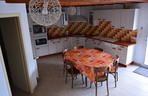 Savigne Cottage | Gite avec piscine privée à savigné